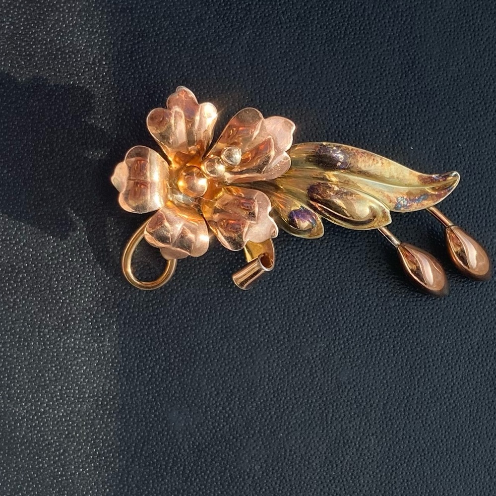 Signed A & Z vintage Flower brooch